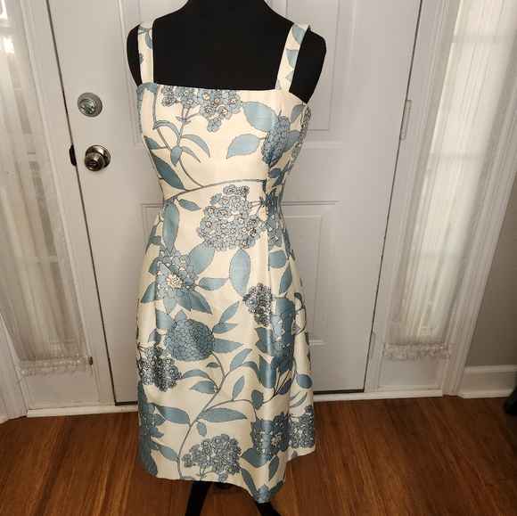 Jessica Howard Dresses & Skirts - Jessica Howard Fit and Flare Blues and Cream Dress Size 8 P